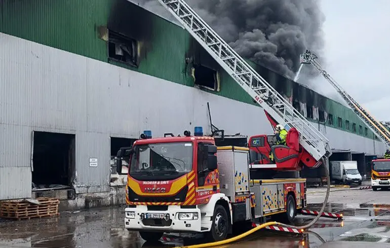 РФ знищила склад одного з найбільших дистриб’юторів ліків - фото 1