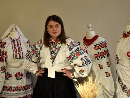 Різдвяний ярмарок в Києві — Майстри з різних куточків України зібралися у столичному музеї Гончара 8