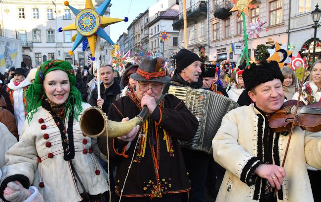 Різдво в Україні по новому календарю ПЦУ 25 грудня, а сьогодні Святвечір 2025  1