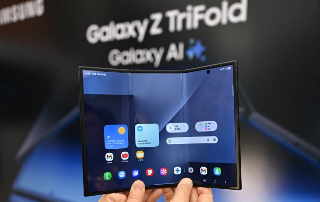 Samsung Galaxy TriFold - фото та характеристики телефону з трьома екранами 1