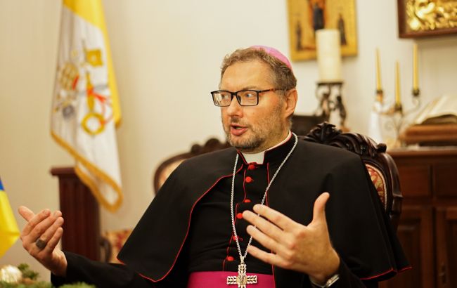 Скільки допомоги Ватикан надав Україні за чотири роки - посол Папи Римського назвав цифру 1