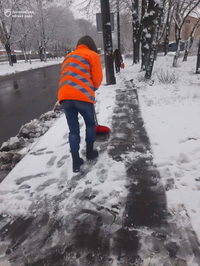 Сніг в Україні сьогодні 10 грудня випав у різних містах і областях - прогноз погоди 16