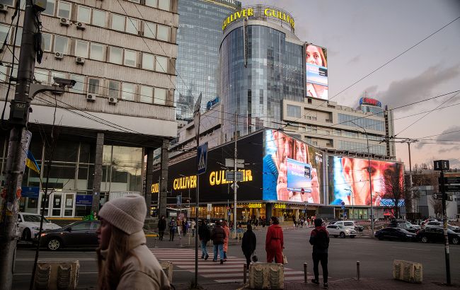 ТРЦ Гулівер у Києві почне поетапне відновлення роботи з 12 грудня 2025 - коли відкриють, Ощадбанк 1