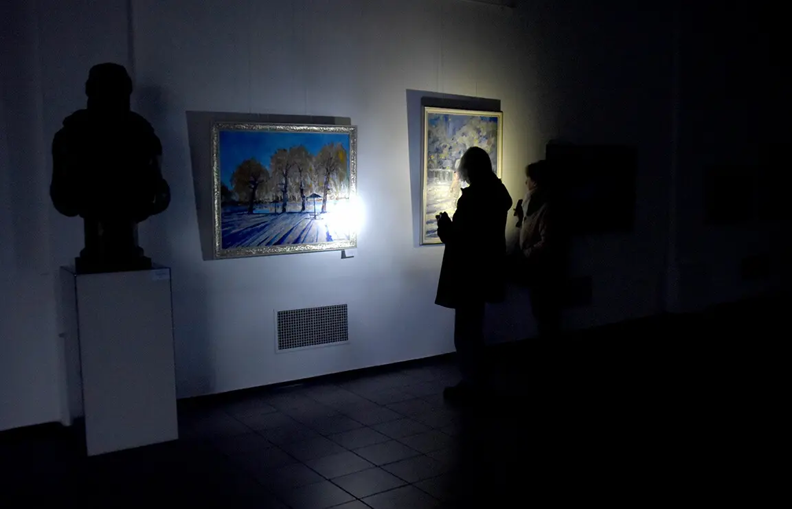 У Будинку художника презентували Різдвяну виставку: що можна побачити 11