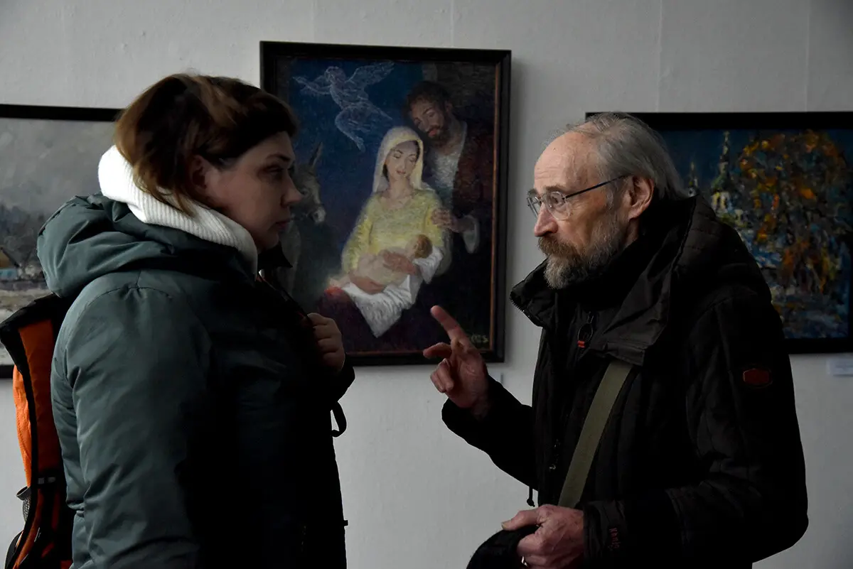 У Будинку художника презентували Різдвяну виставку: що можна побачити 9