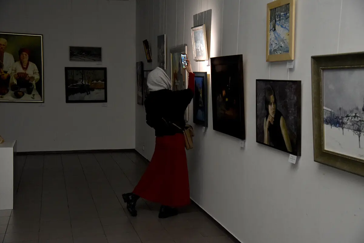 У Будинку художника презентували Різдвяну виставку: що можна побачити 16