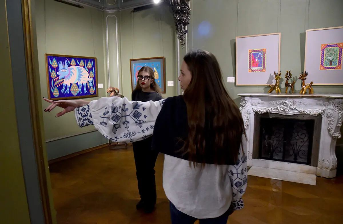 У Київській картинній галереї представили виставку творів трьох поколінь Примаченків 3