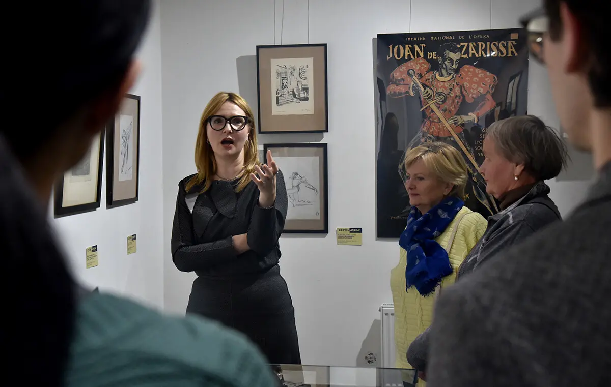 У столиці відкрилася масштабна виставка до 120-річчя легенди балету Сержа Лифаря - фото 7