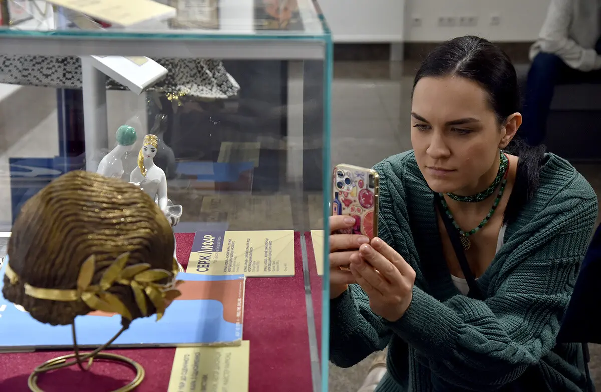 У столиці відкрилася масштабна виставка до 120-річчя легенди балету Сержа Лифаря - фото 4