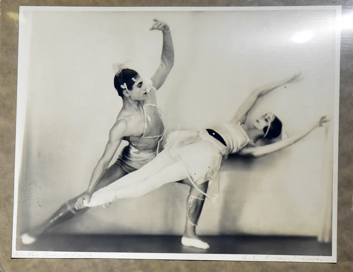 У столиці відкрилася масштабна виставка до 120-річчя легенди балету Сержа Лифаря - фото 19