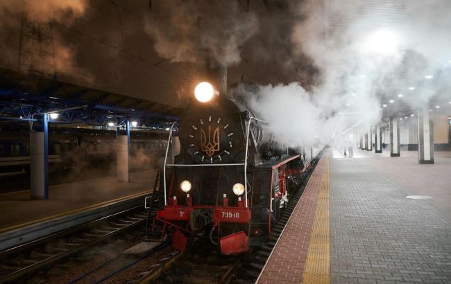 Укрзалізниця запускає Чарівний Експрес у Києві та Львові 5-7 грудня - як поїхати безкоштовно 1