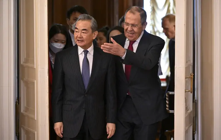 Візит Ван Ї до Москви - переговори про військову співпрацю та безпеку 1