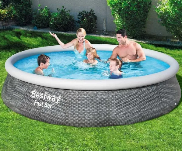 Як обрати басейн для дитини: розумний вибір без компромісів із безпекою 3