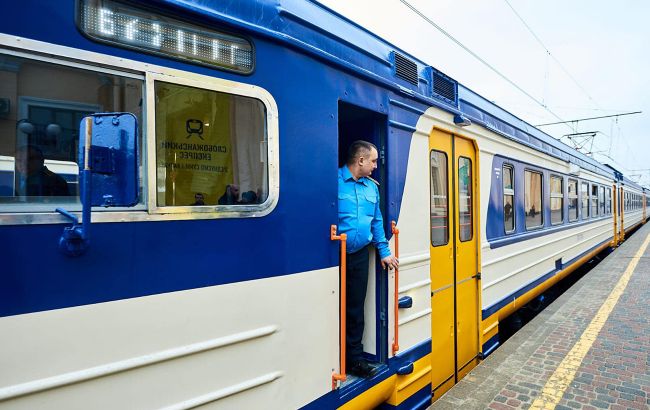 Затримка поїзда та запізнення пасажирів - провідник УЗ розповів, як діють залізничники 1