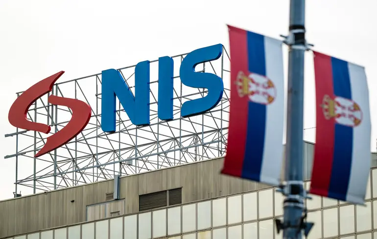 Зупинка НПЗ у Сербії - росіяни відмовилися продати акції, уряд шукає вихід 1