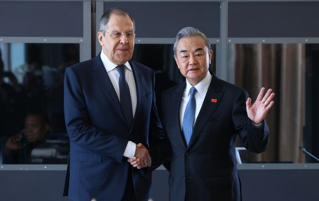 Зустріч Кушнера та Віткоффа з Путіним співпала з візитом міністра з Китаю 1