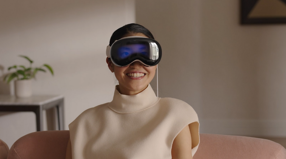 Apple скоротила виробництво гарнітури Vision Pro: причина 1