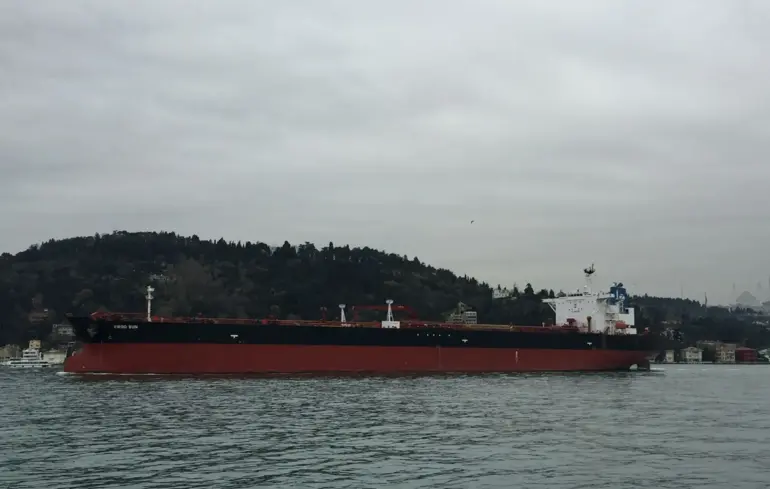 Атака дронів по танкерах - у Чорному морі атакували судно РФ 1