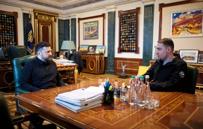 Буданов зустрівся з Зеленським - обговорили санкції і не лише їх 1