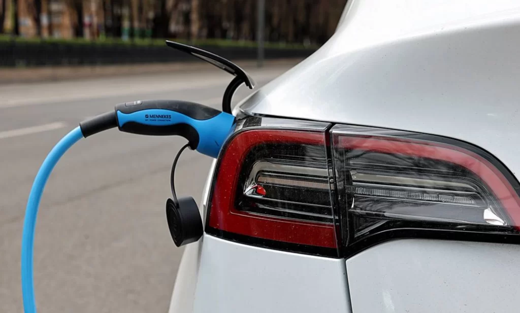 ​​Чи шкідлива швидка зарядка для акумулятора електромобіля? 5