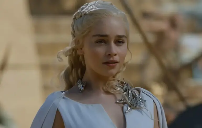 Дейнеріс з Гри престолів йде з фентезі - Емілія Кларк починає новий етап кар’єри - новини культури 1