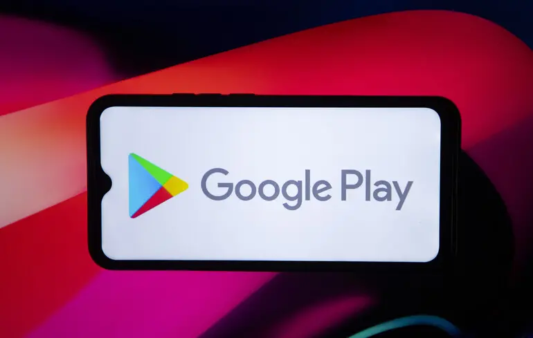 Десятки ШІ-додатків для оголення в App Store і Google Play - сервіси nudify зібрали понад 700 млн завантажень - новини технологій 1