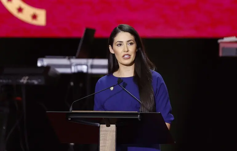 Діяльність УПЦ МП в Україні – Стефанішина відповіла на звинування Пауліни Луни в бік України – новини Україна 1