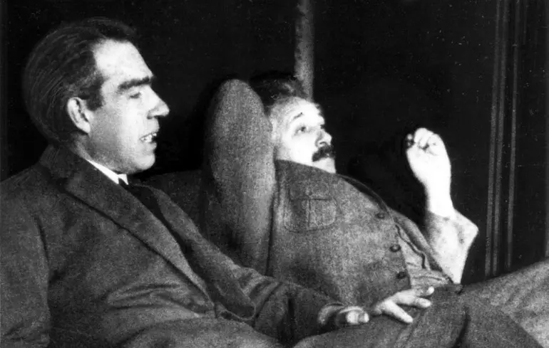 Дискусія Бора та Ейнштейна отримала нове підтвердження - квантовий експеримент у Китаї підтвердив принцип додатковості - новини науки 1