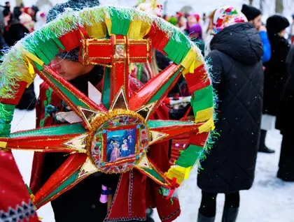 Фестиваль українських колядок у Румунії - українська громада відзначила 35-річчя СУР - фото 2