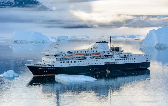 Гренландія отримала посилення - Данія відправила туди колишній радянський корабель 1