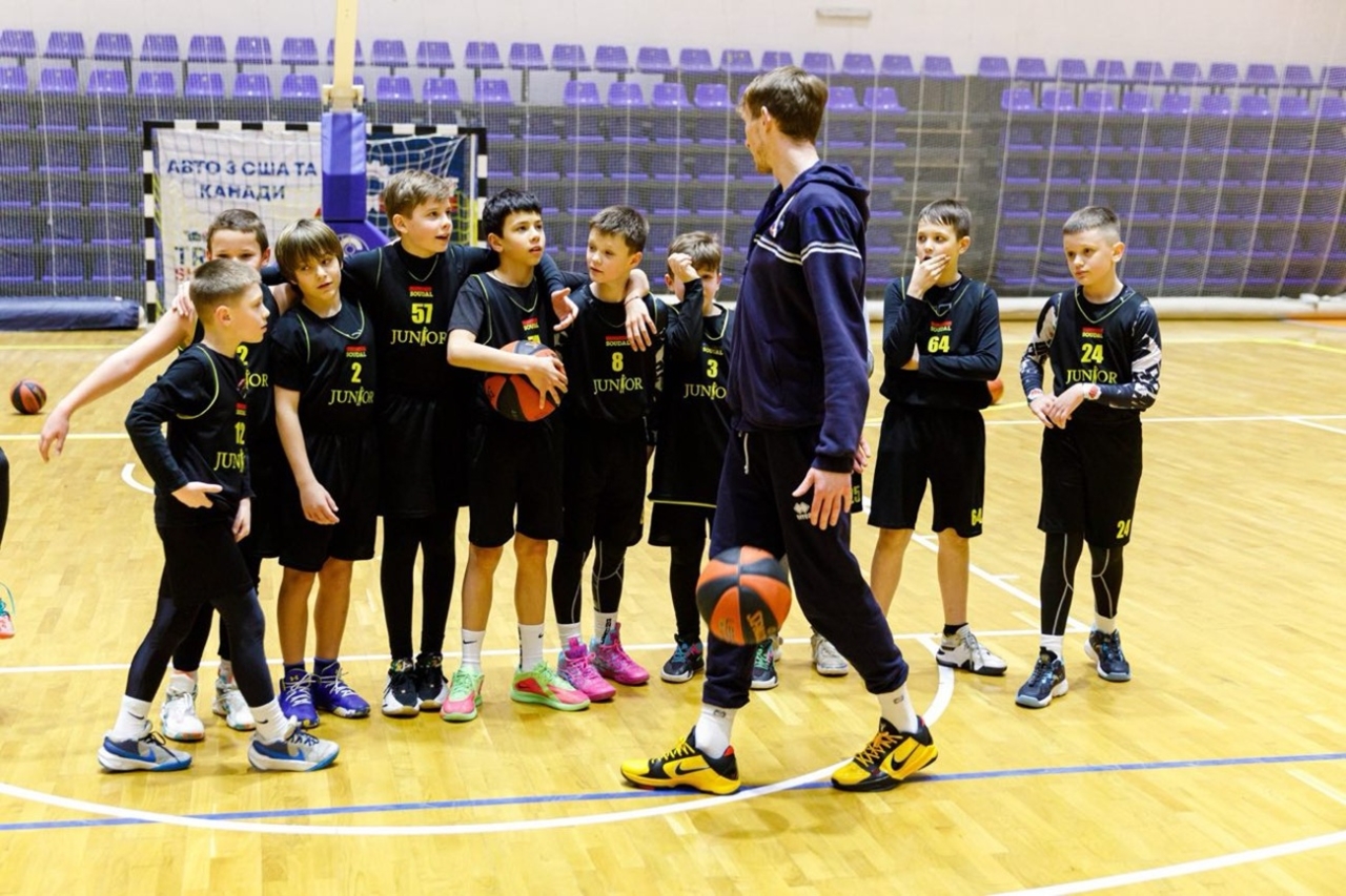 Харківські соколи в Суперлізі за підтримки корпорації Здоров'я 2