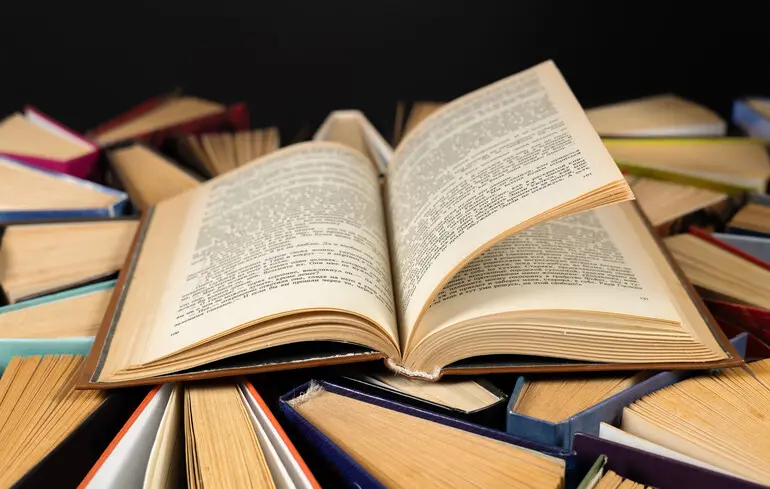 Які книги обирала молодь у 2025 році - підсумки програми єКнига - новини культури 1