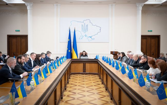 Кадрові перестановки в Кабміні - Рада збирає голоси на призначення Федорова і Наталуху 1