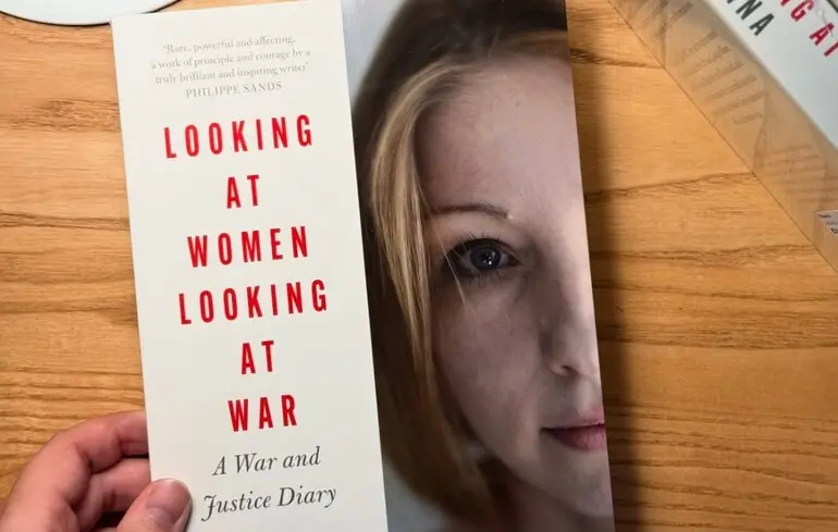 Книга Вікторії Амеліної стала найкращим твором про права людини - журі відзначило її глибину та мужність - новини культури 1