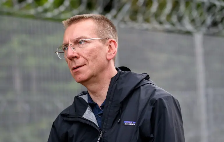 Латвія про НАТО та Раду миру - Рінкевичс підтримує НАТО і розглядає приєднання до Ради миру 1