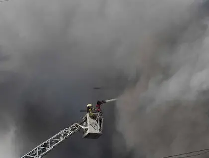 Пожежа в Карачі - рятувальники шукають понад 60 зниклих після трагедії в Gul Plaza - фото 3