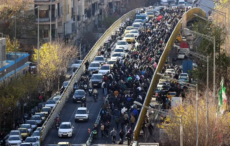 Революція в Ірані - чи впаде режим Хаменеї - новини світу 1