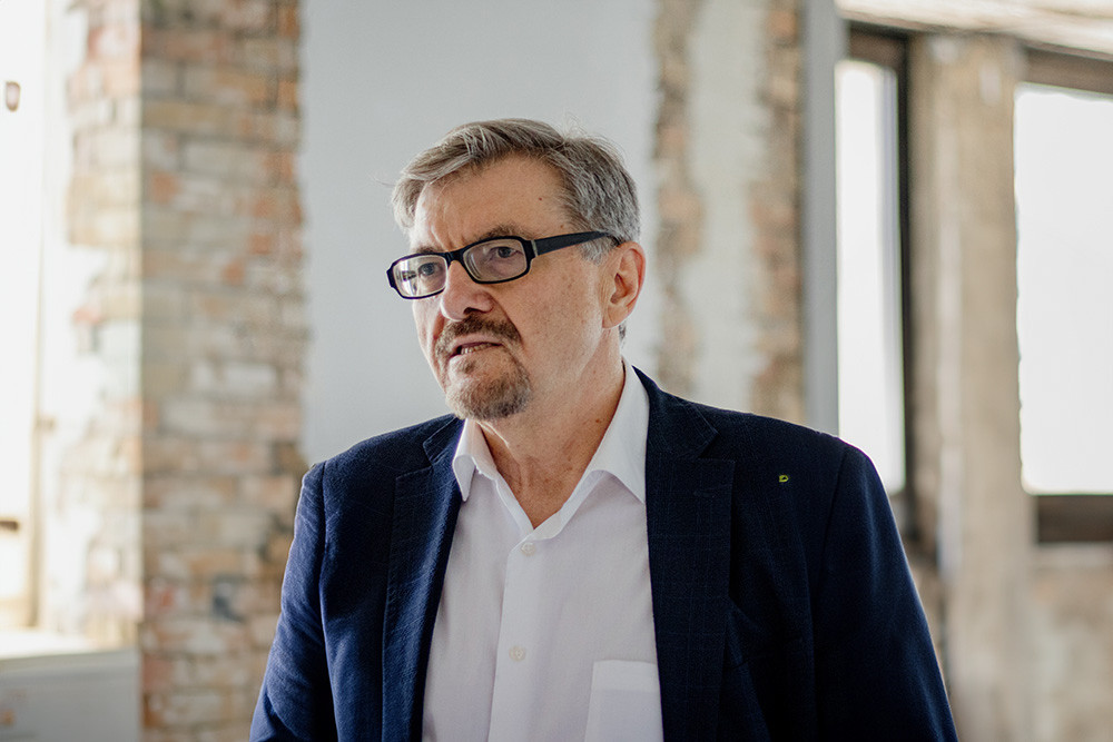 Щоб війна закінчилася, має зійтися кілька факторів, але у світі трапляються абсолютно несподівані повороти, - історик Плохій 1