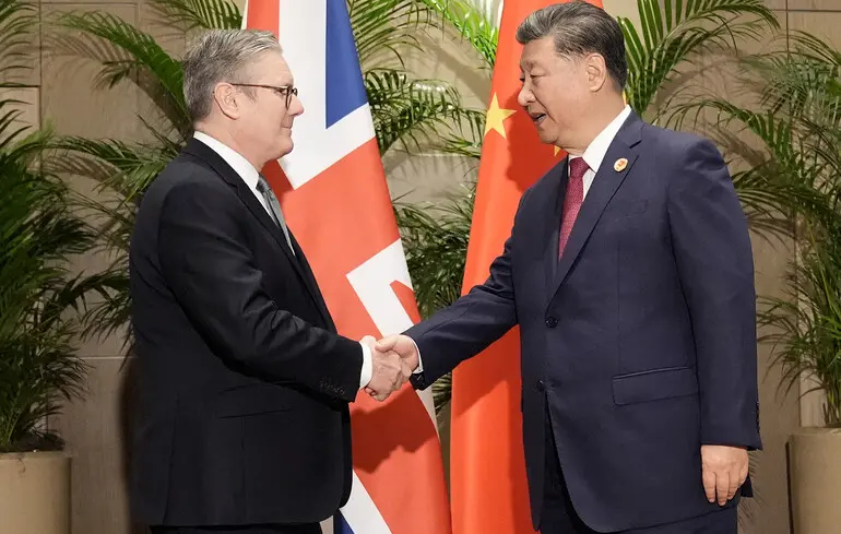 Стармер їде до Китаю - що це означає для України 1