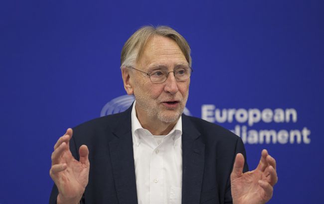 Торгова угода ЄС і США поставлена на паузу через погрози Трампа 1