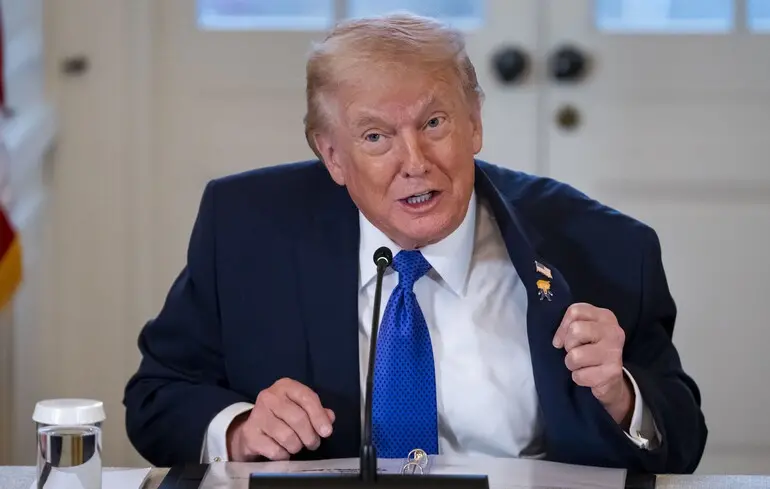 Трамп президент Венесуели – президент США опублікував фейковий скрін з Вікіпедії 1