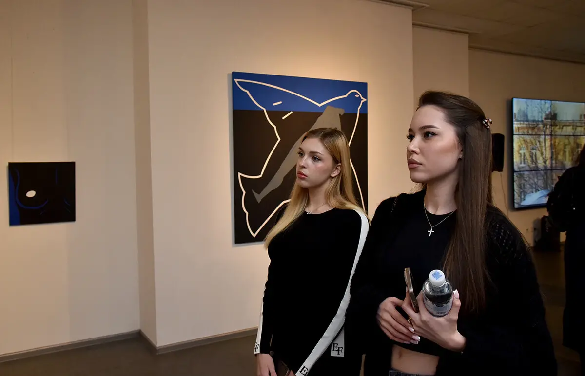 У Києві представили експозицію «Уламки спогадів» художника Артура Солецького 7