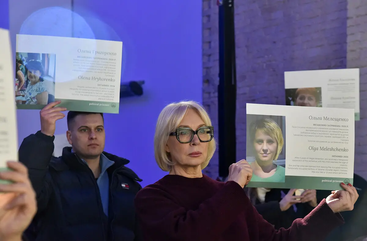 У Мистецькому арсеналі вшанували в’язнів радянських та російських катівень 9