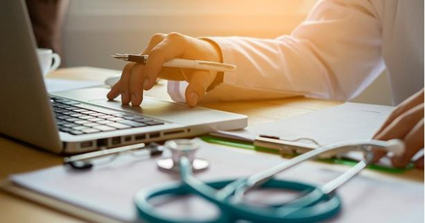 У Полтаві викрили угрупування лікарів МСЕК, що за гроші списували з війська, - ЗМІ 1