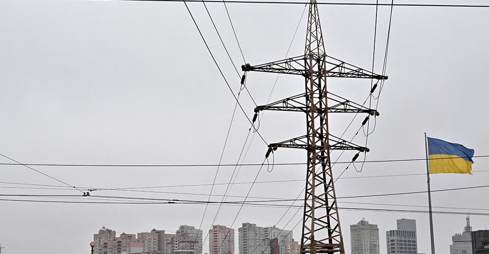 Уряд запровадить доплати енергетикам ремонтно-відновлювальних бригад 1