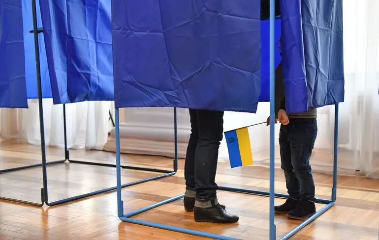 Вибори проти війни - як боротися із зовнішнім втручанням - відповідь експерта 1