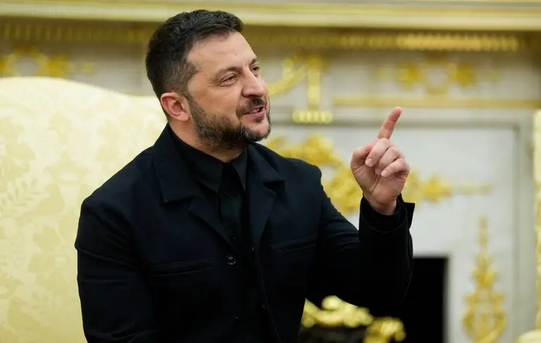 Зеленський заявив, хто зможе проголосувати онлайн на виборах 1