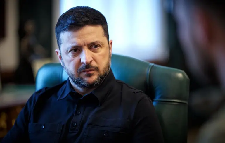 Зеленський знову заявив про кадрові рішення - хоче міняти систему оборони 1