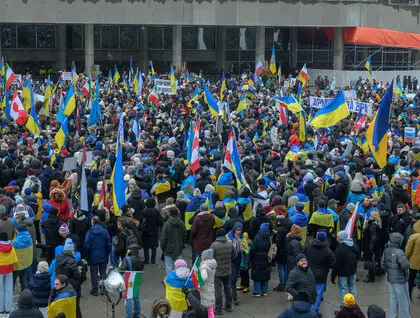 Чотири роки повномасштабного вторгнення - світ закликає до миру в Україні та звільнення полонених - фото 6