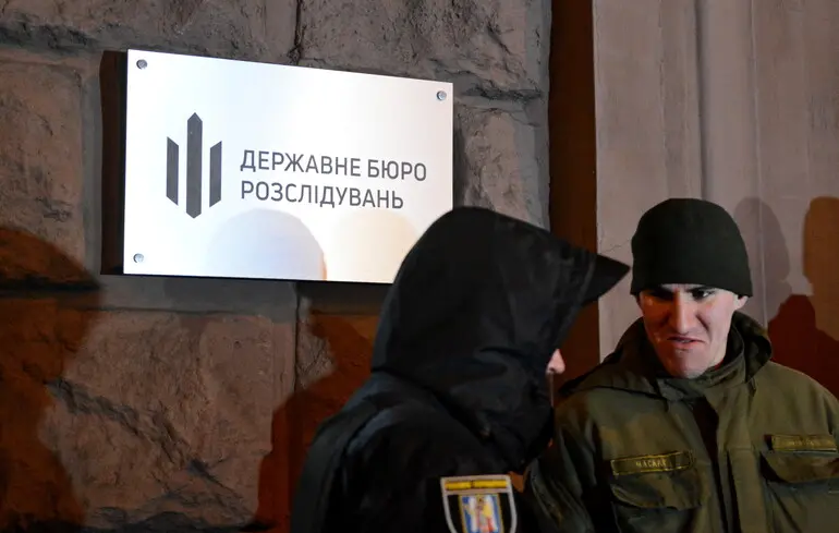 Державне бюро розслідувань спростувало інформацію про участь Сухачова в допиті Ваганяна у Відні, реагуючи на резонансну заяву бізнесмена. 1